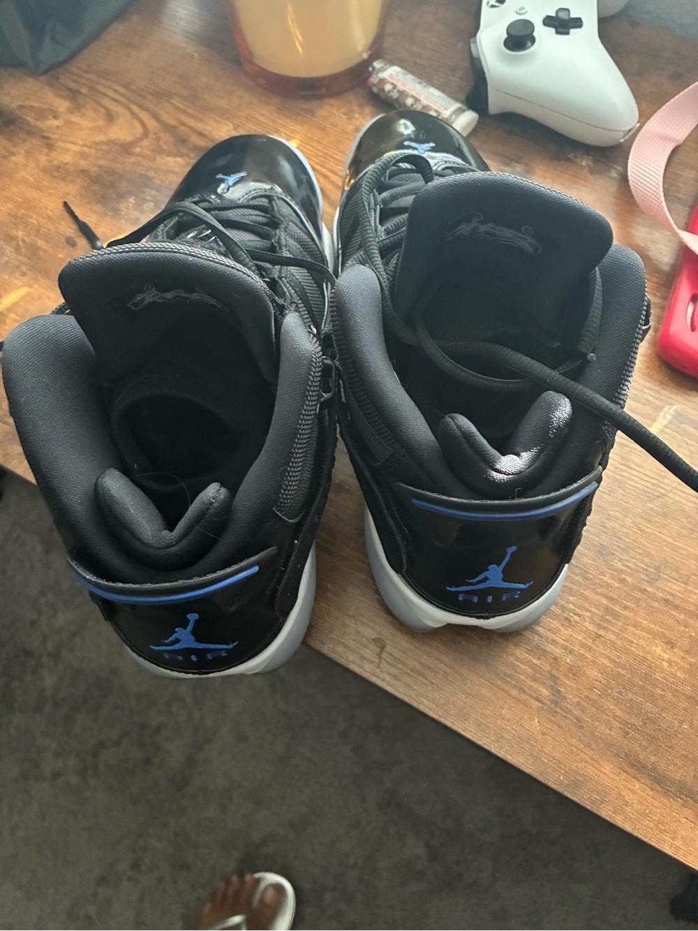 Men’s Jordan 6 Rings - Picture 4 of 4